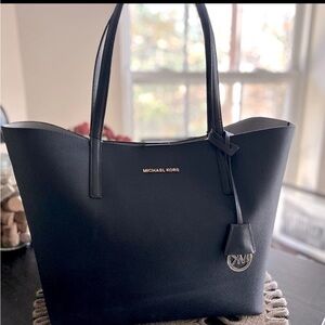 NWOT- Michael Kors Navy Blue Tote Bag MSRP$398
